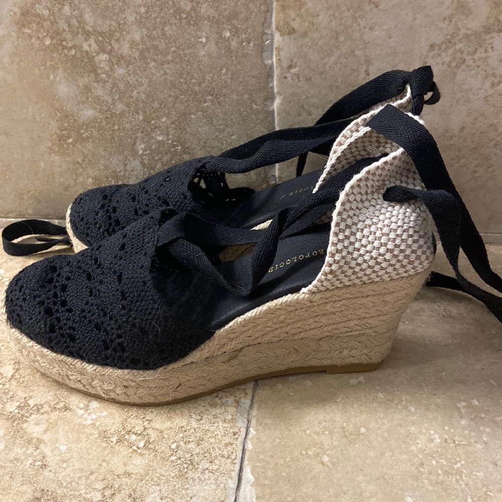 Anthropologie size 7 wedge sandals